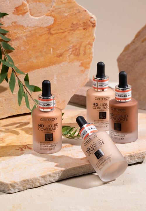 Catrice - HD Liquid Coverage Foundation - Ivory Beige