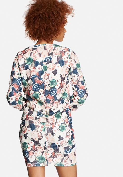 VILA - Perhaps Floral Top
