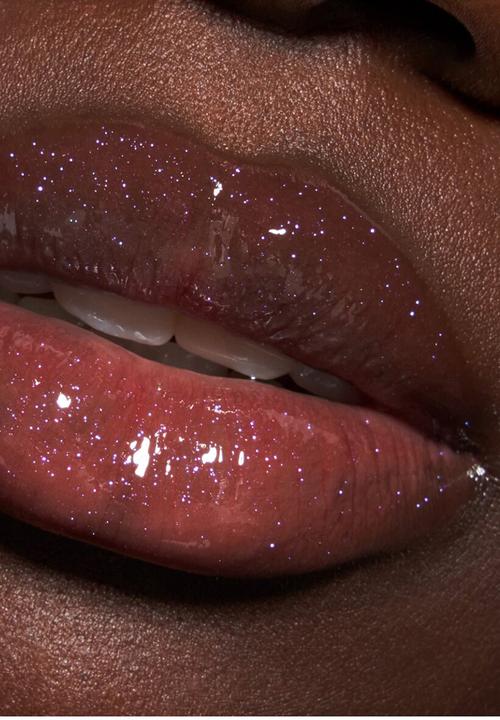 Catrice - Max It Up Lip Booster Extreme - Beam Me Away 050