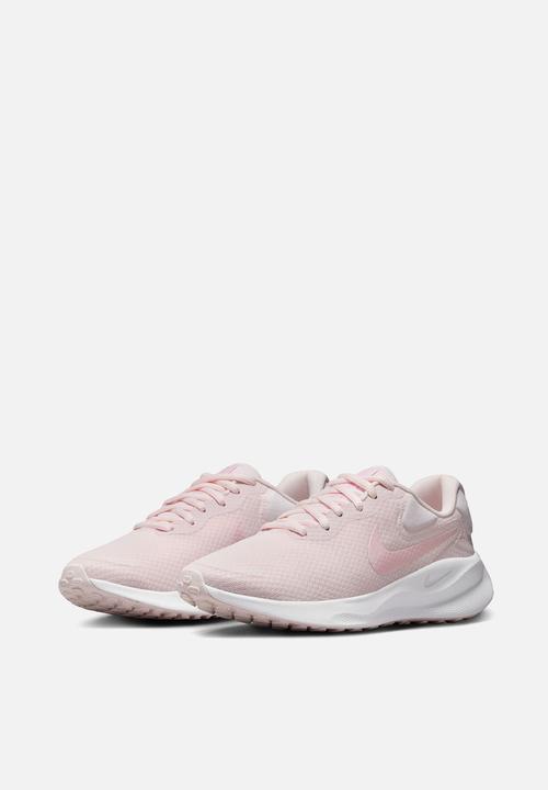 Nike - Nike Revolution 7