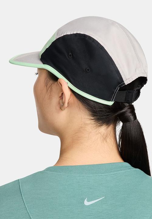 Nike - Nike Dri-FIT Fly swoosh cap-green