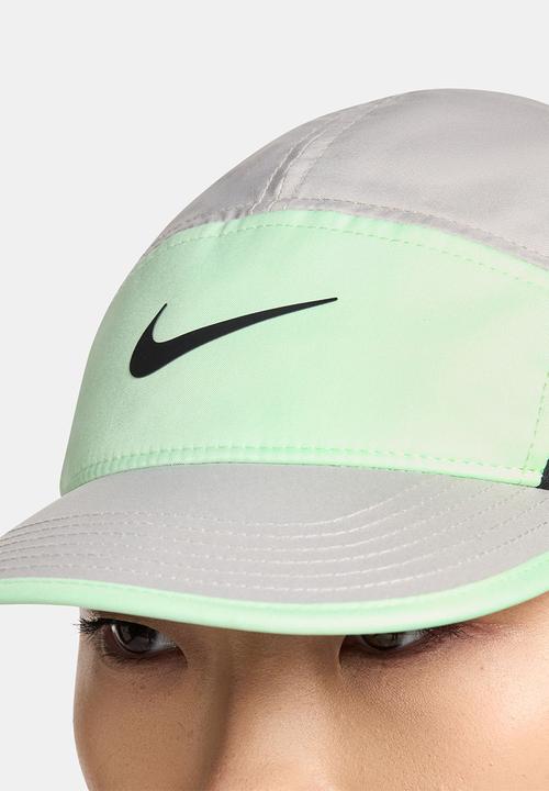 Nike - Nike Dri-FIT Fly swoosh cap-green