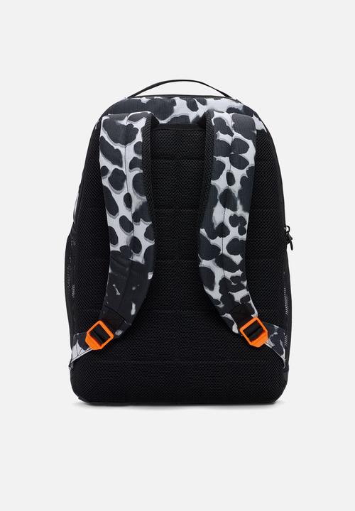 Nike - Backpack (Medium, 24L) -LT SMOKE GREY/BLACK/TOTAL ORANGE
