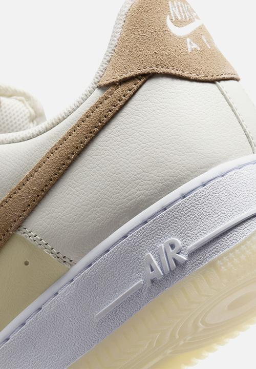 Nike - Nike Air Force 1 '07 LV8
