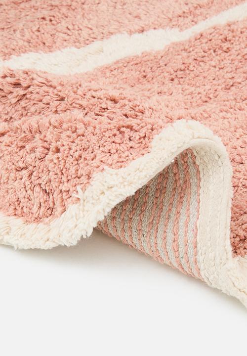 Sixth Floor - Enchanted tufted rug - peach 
