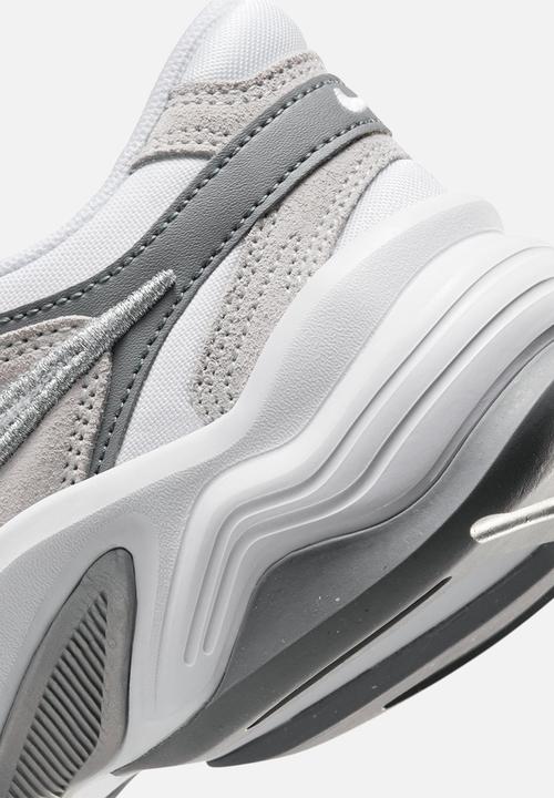 Nike - Nike AL8