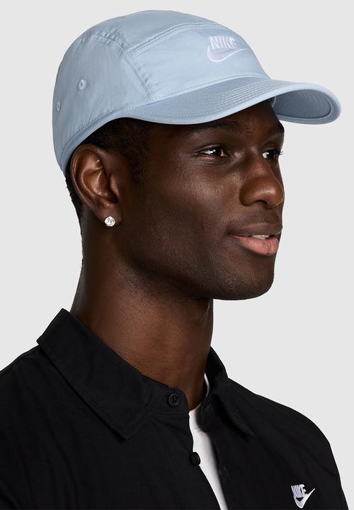 Nike - Nike Fly