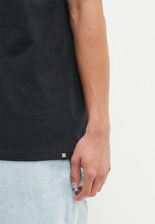 DC - Chrome star short sleeve - black garment dye 