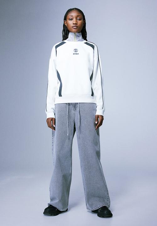 H&M - Motif-detail sweatshirt - white & xtra