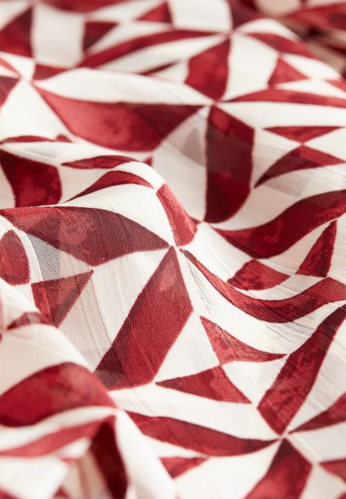 H&M - Frill-trimmed crêpe blouse - dark red patterned
