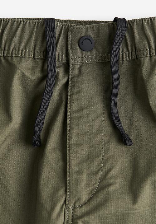 H&M - Regular fit ripstop cargo trousers - dark khaki green