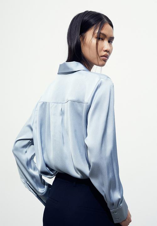 H&M - Pointed-collar shirt - light blue
