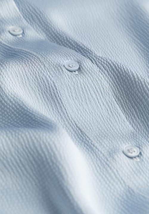 H&M - Pointed-collar shirt - light blue