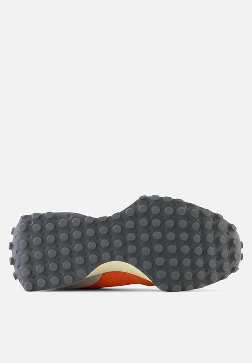New Balance  - 327 v1
