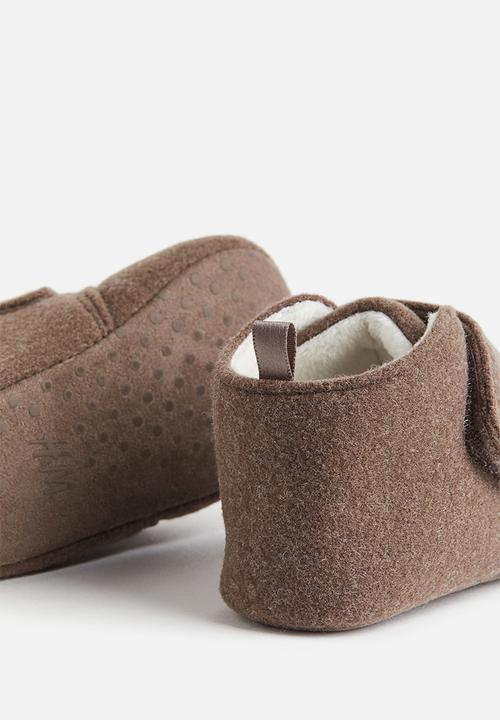 H&M - Slippers - brown