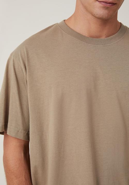 Cotton On - Organic Loose Fit T-shirt - Coffee