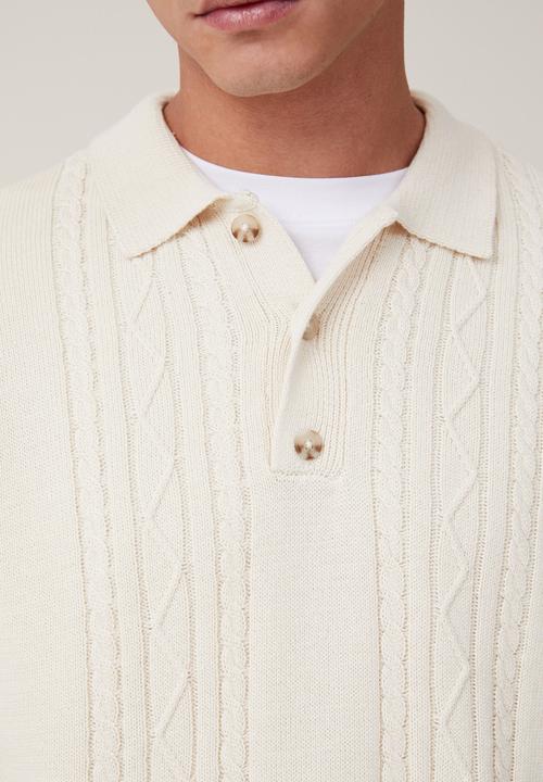 Cotton On - Rugby Knit - Cream