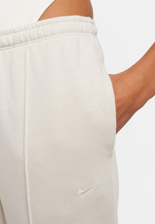 Nike - W Nsw Nk Chll Ft Hr Swtpnt - Lt Orewood Brn/Sail