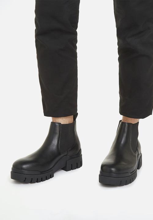 Calvin Klein - Com boot low leather chelsea boots - black