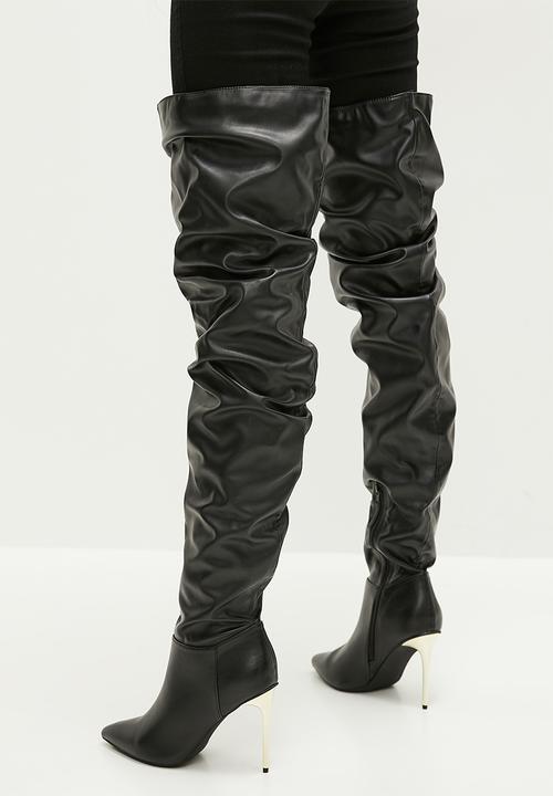 Plum - Crown stiletto boot - black