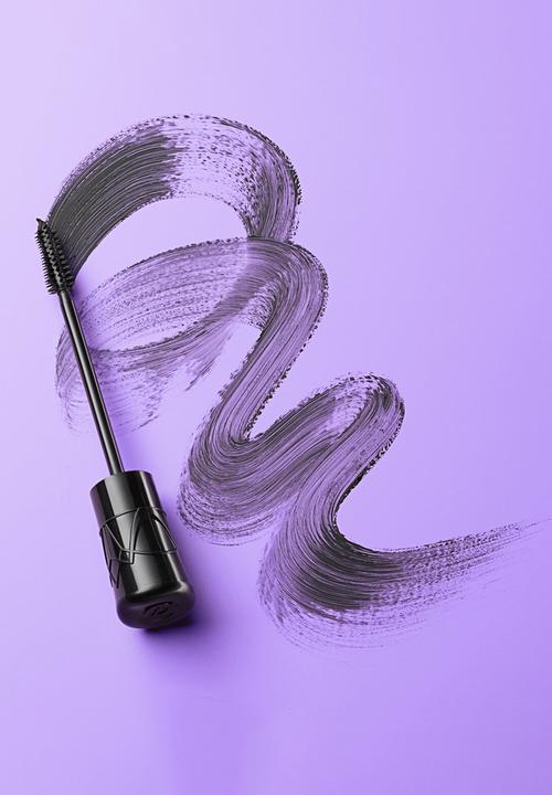 essence - Call Me Queen Dramatic False Lash Effect Mascara