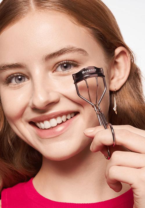 essence - Lash Curler 01
