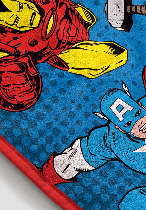 Disney - Marvel - Whoom Sherpa Throw