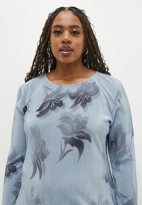 Superbalist - Plisse long sleeve column dress - ghost floral