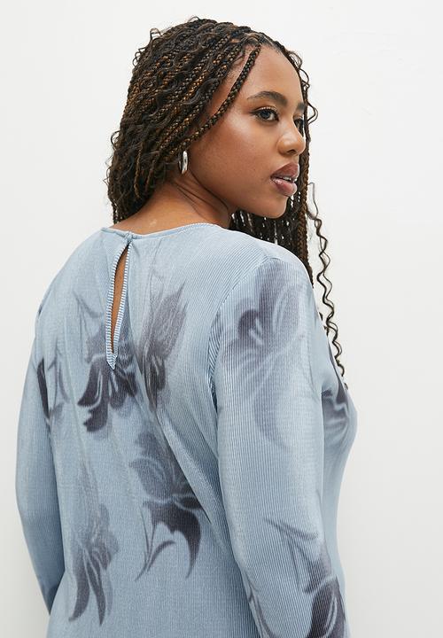 Superbalist - Plisse long sleeve column dress - ghost floral
