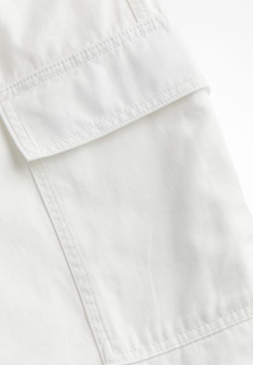 H&M - Cargo trousers - white