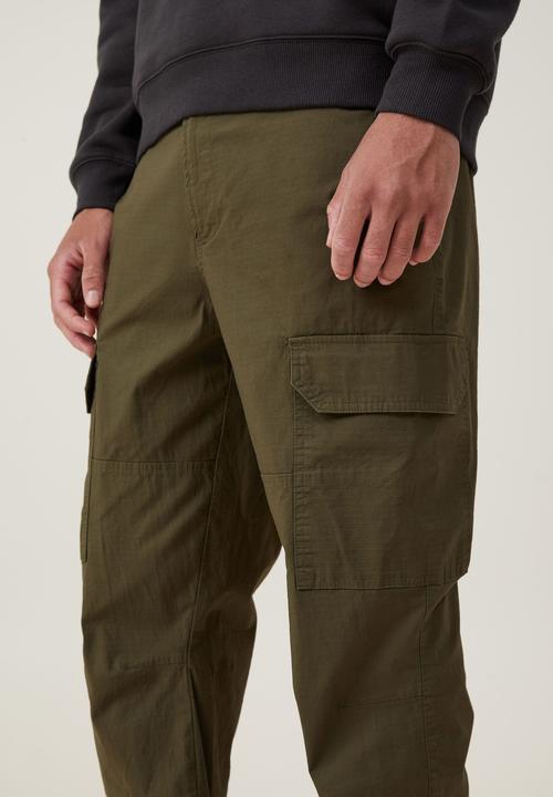 Cotton On - Ripstop Jogger - Military