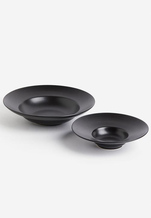 H&M - Stoneware pasta plate - black