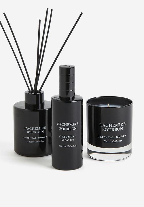 H&M - Scented candle in glass holder - black/cachemire bourbon
