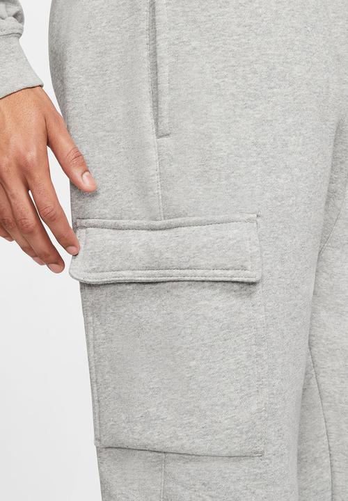 Nike - NSW Club fleece cargo pant - dk grey heather/matte silver/white