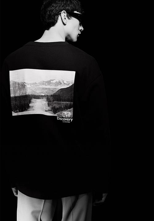 H&M - Loose fit sweatshirt - black the discovery channel 