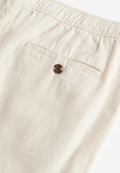 H&M - Regular fit linen-blend shorts - beige