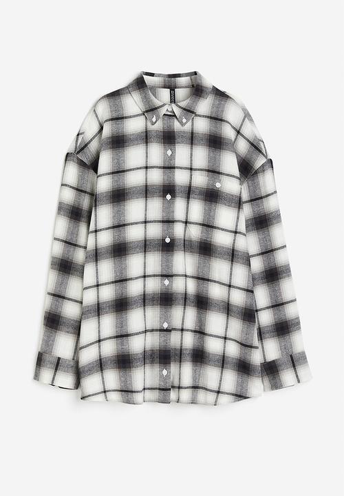 H&M - Oversized flannel shirt - white/checke