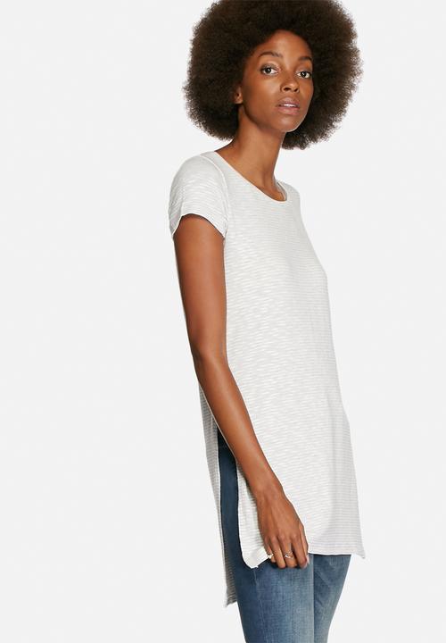 ONLY - Beth Long Tee