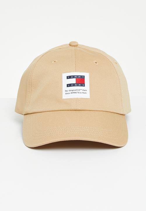 Tommy Hilfiger - Tjm modern patch cap - Tawny Sand