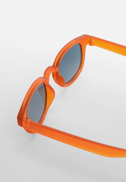 MANGO - Sunglasses paul - dark brown