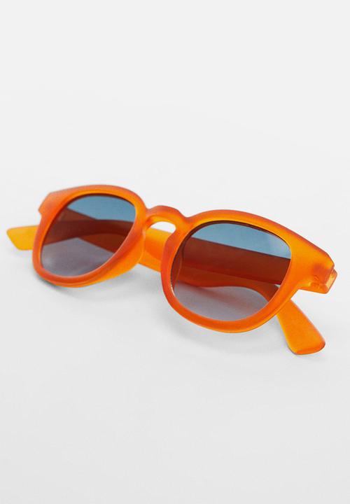 MANGO - Sunglasses paul - dark brown