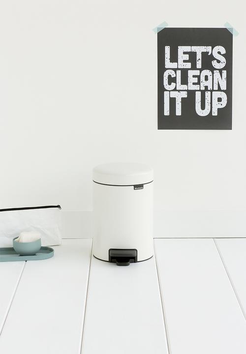 Brabantia - Newlcon pedal bin  - white
