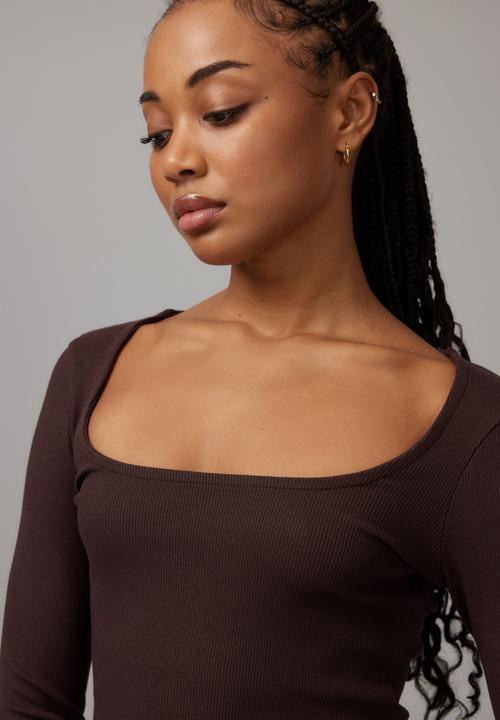 Factorie - Maddie crop long sleeve - rich choc