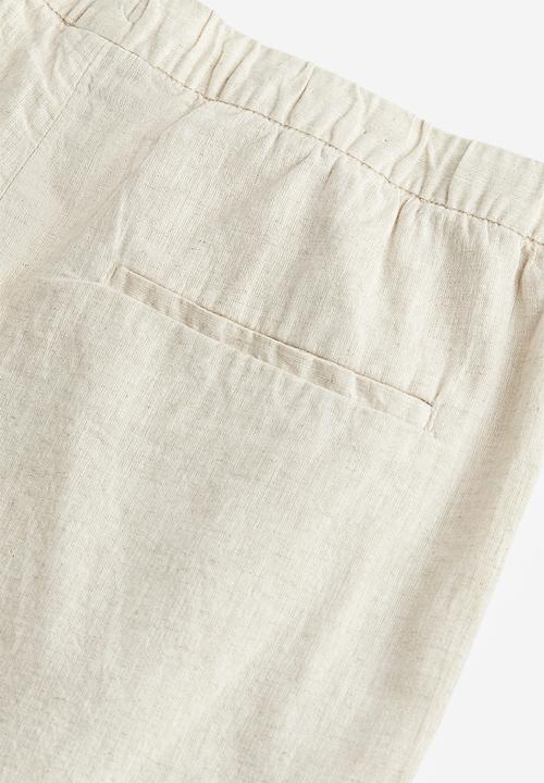 H&M - Regular fit linen-blend shorts - light beige