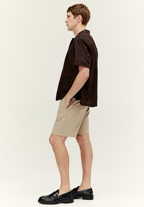 H&M - Regular fit linen-blend shorts - beige