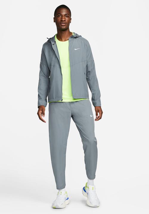 Nike - Nike Men's Repel Miler Jacket - Smoke Grey