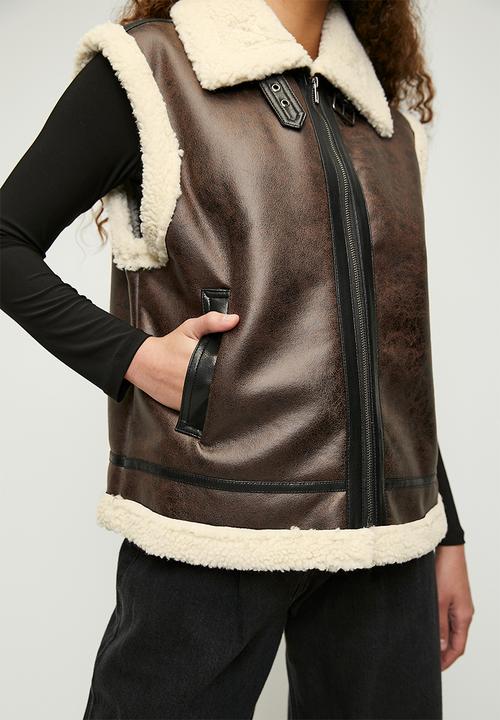 H&M - Teddy-lined gilet - dark brown