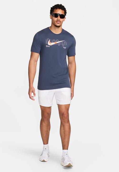 Nike - M Nike Df Tee Iykyk Run Su24 - Thunder Blue