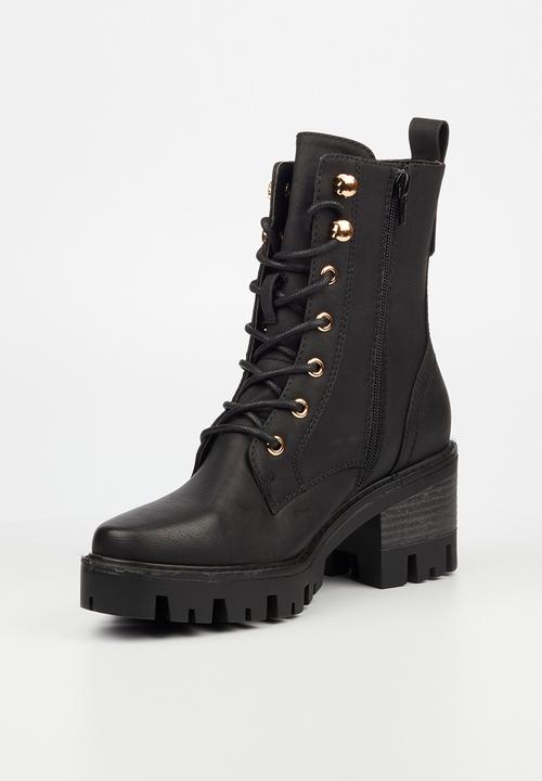 Miss Black - Vixen 3 lace-up boot - black