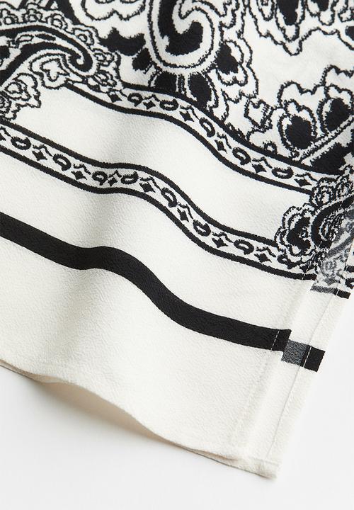 H&M - Patterned shirt - white paisley-patterned 
